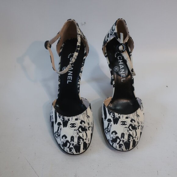 NWOB Authentic Chanel Black White Graphic Image Ankle Strap Heels 38.5 US/8.5 - Picture 3 of 13